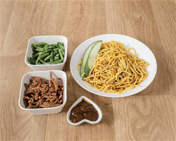 Bami vegan kip in ketjap