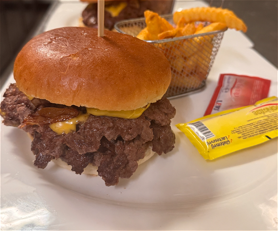 Smash Burger Double Met patat