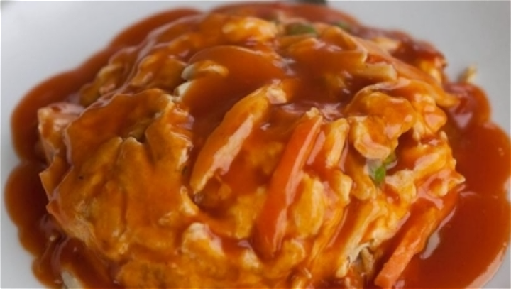 Foe Yong Hai met kipdijfilet