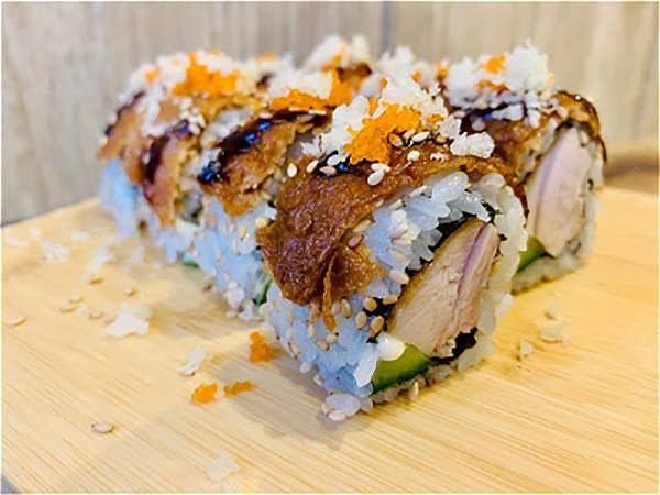 Fusion Chicken Uramaki Roll 8st. 