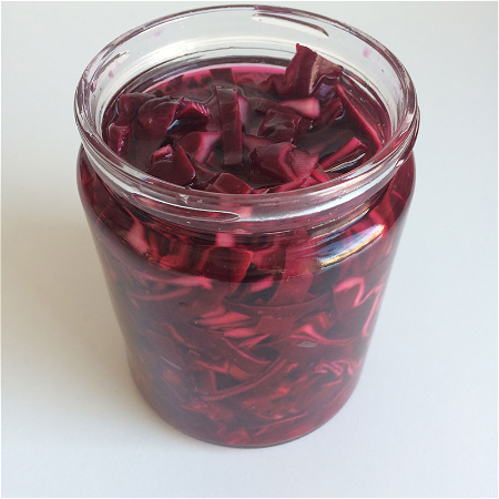 SWEET AND SOUR RED CABBAGE