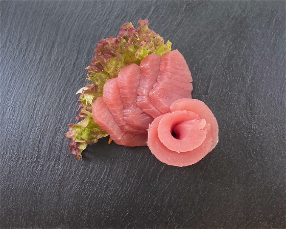 Maguro sashimi