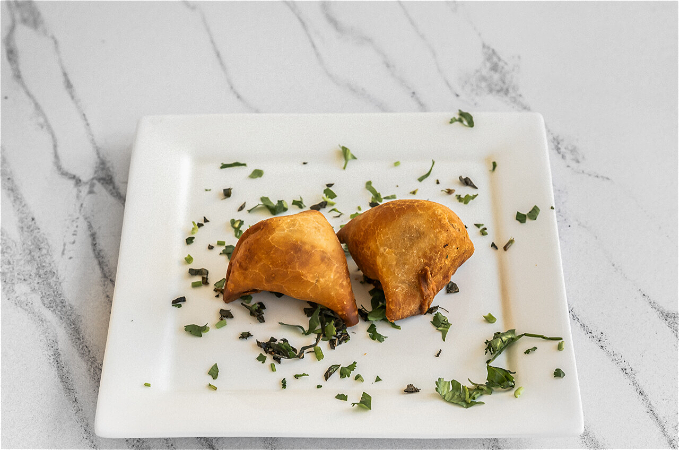Vegetarische Samosa (2 stuks)