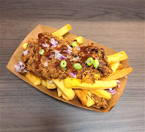 Loaded friet Pulled Chicken