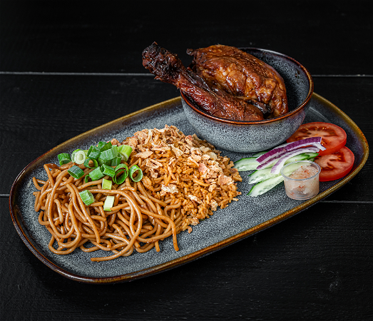 Combi Bami Nasi Kip