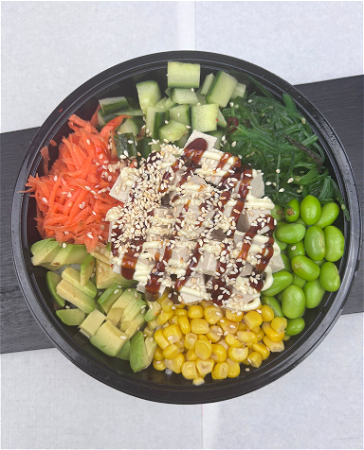 Tofu poké bowl