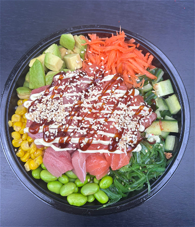 Fish mix poké bowl