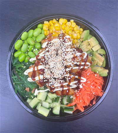 Veggie chicken teriyaki poké bowl
