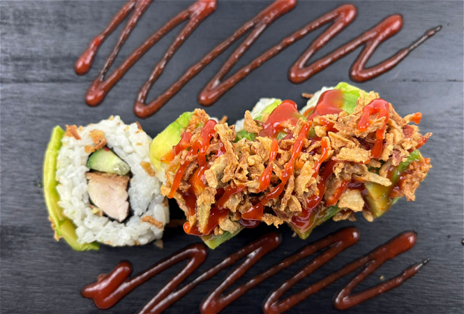 4 st. Veggie Flamin Hot Chicken Dragon Roll