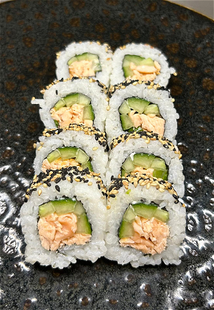 Grilled Salmon Roll 8st.