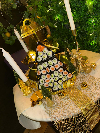 SANTA'S HIGH SUSHI 