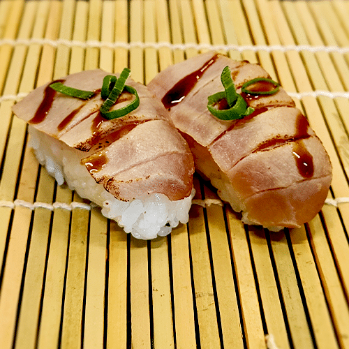 Flamed tuna nigiri
