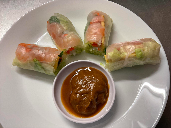 Goi cuon tom / Fresh shrimp springrolls
