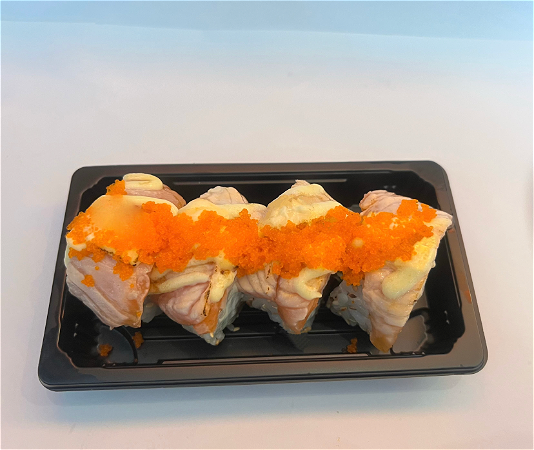 Flamed Sake cheese roll