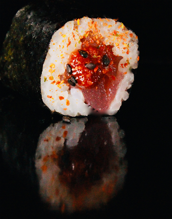 Spicy Toijn Maki - Spicy Sauce