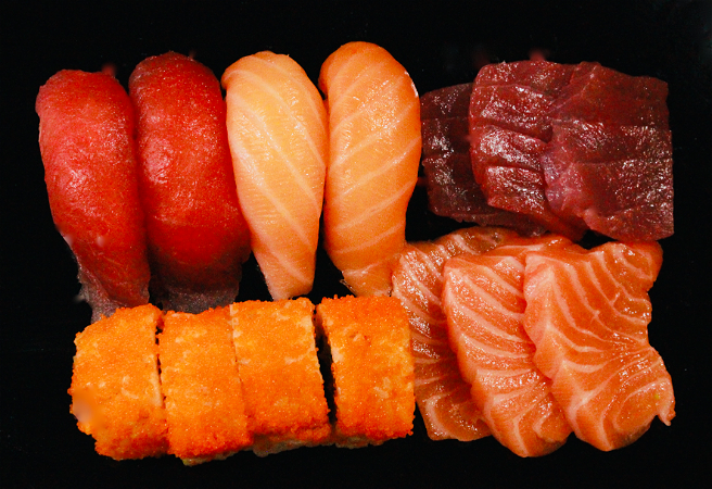 Sushi Sashimi Box 13 stuks