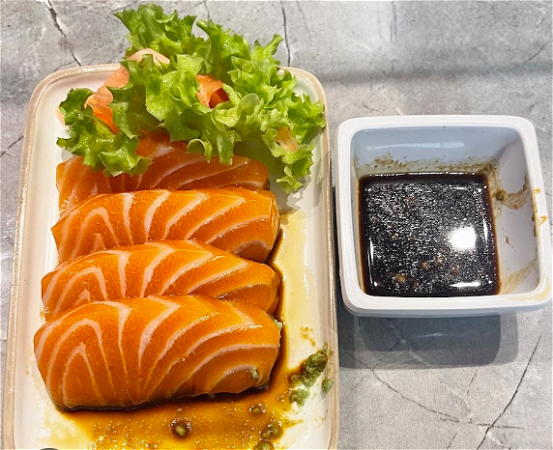 Salmon sashimi 5 stuks