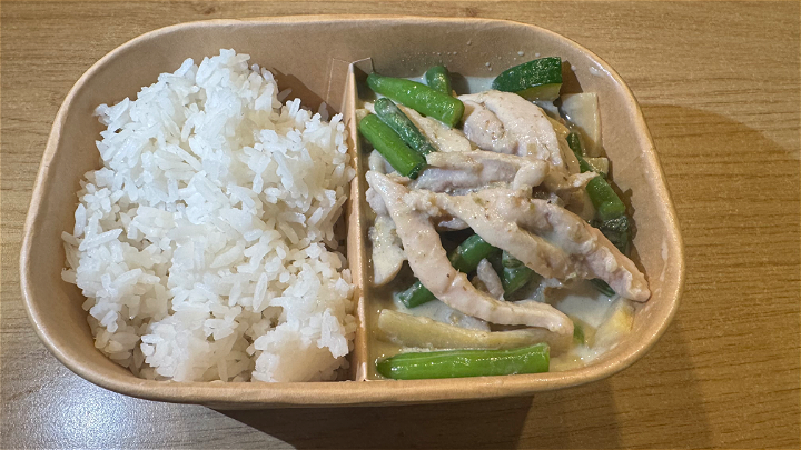 Green Curry Chicken