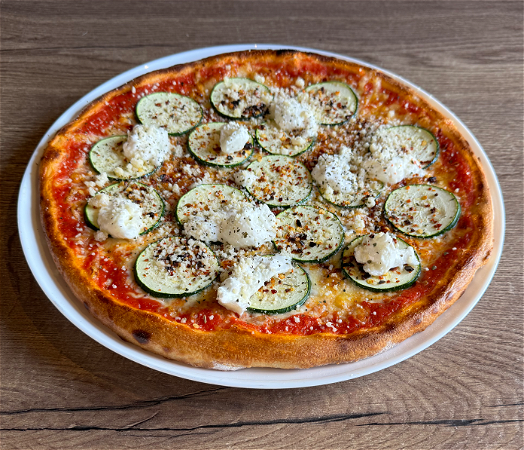 Pizza zucchine e burrata