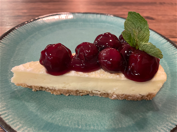 Cheesecake New York style met kersen