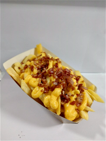 Loaded fries cheese en bacon