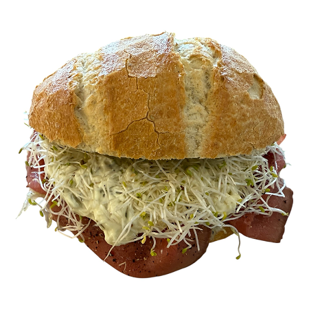 Broodje rosbief met tartaarsaus