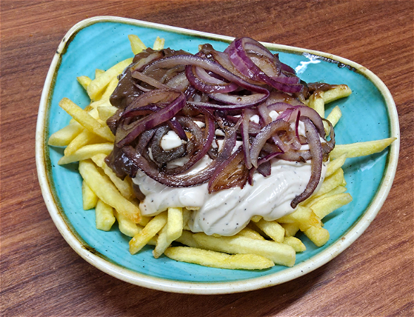 Loaded friet Stoofvlees speciaal