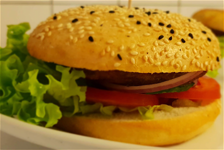 Vegan sensation kipburger
