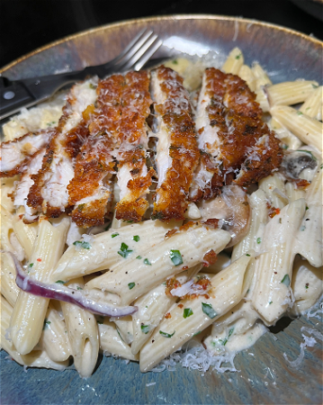 Pasta Creamy Crispy Chicken (NEW)