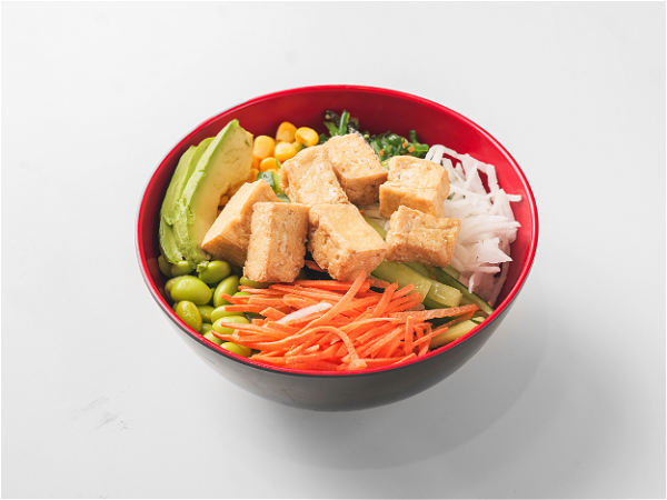 Poké bowl fried tofu