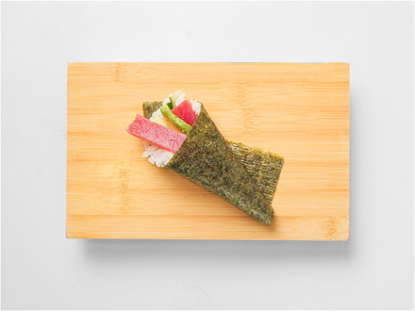 Maguro temaki